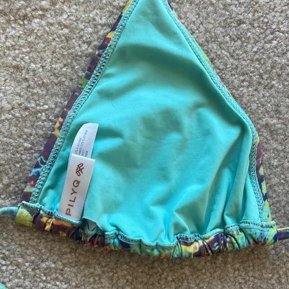 PILYQ MULTI-COLOR PYTHON PRINT TRIANGLE TOP SIZE L - Picture 6 of 9